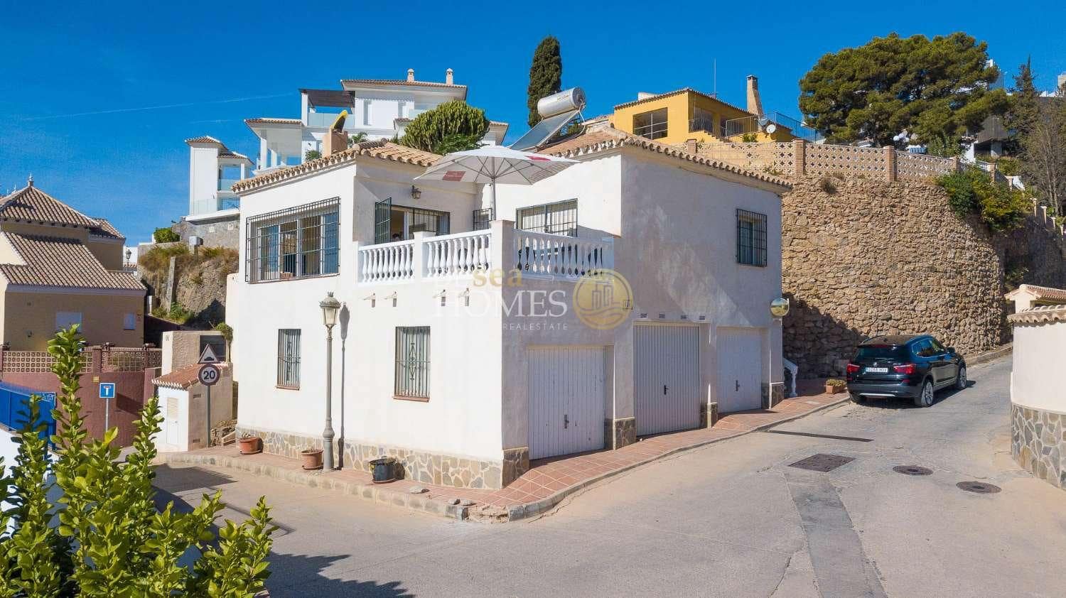 2 bedroom Apartment for sale in Nerja with garage - € 339,000 (Ref: 8802148)