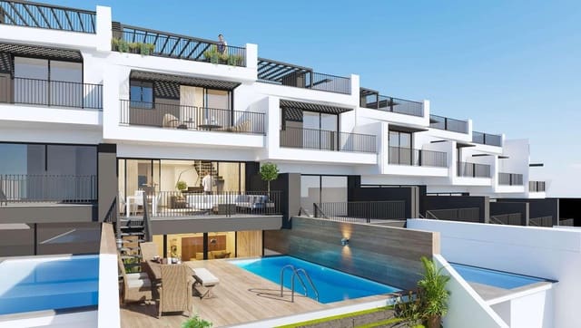 Chalet de 3 habitaciones en Nerja en venta con piscina garaje - 550.000 € (Ref: 8836788)