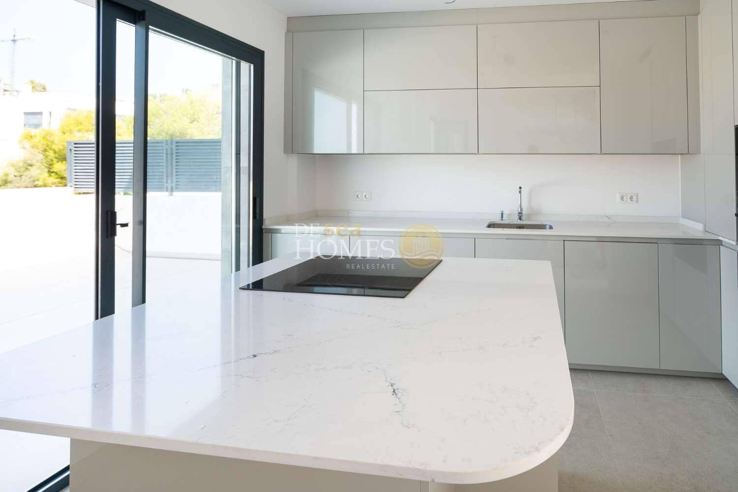 3 slaapkamer Villa te koop in Nerja met zwembad - € 775.000 (Ref: 8896869)