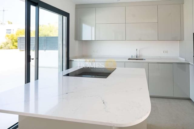 3 sypialnia Willa na sprzedaż w Avda Pescia - Ctra de Frigiliana, Nerja z basenem - 775 000 € (Ref: 8896869)
