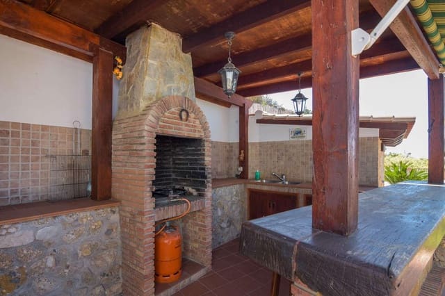 2 makuuhuone Huvila vuokrattavana paikassa Torrox Park, Torrox mukana uima-altaan - 1 450 € (Ref: 8979316)