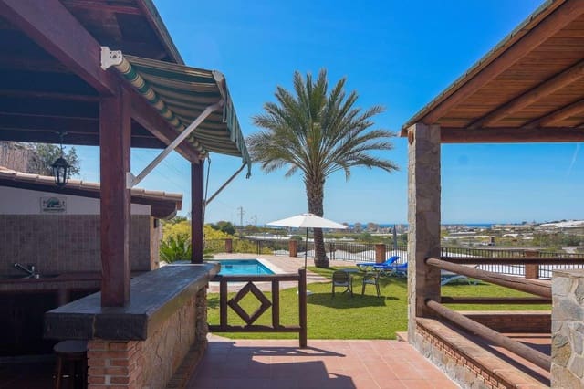 2 makuuhuone Huvila vuokrattavana paikassa Torrox Park, Torrox mukana uima-altaan - 1 450 € (Ref: 8979316)