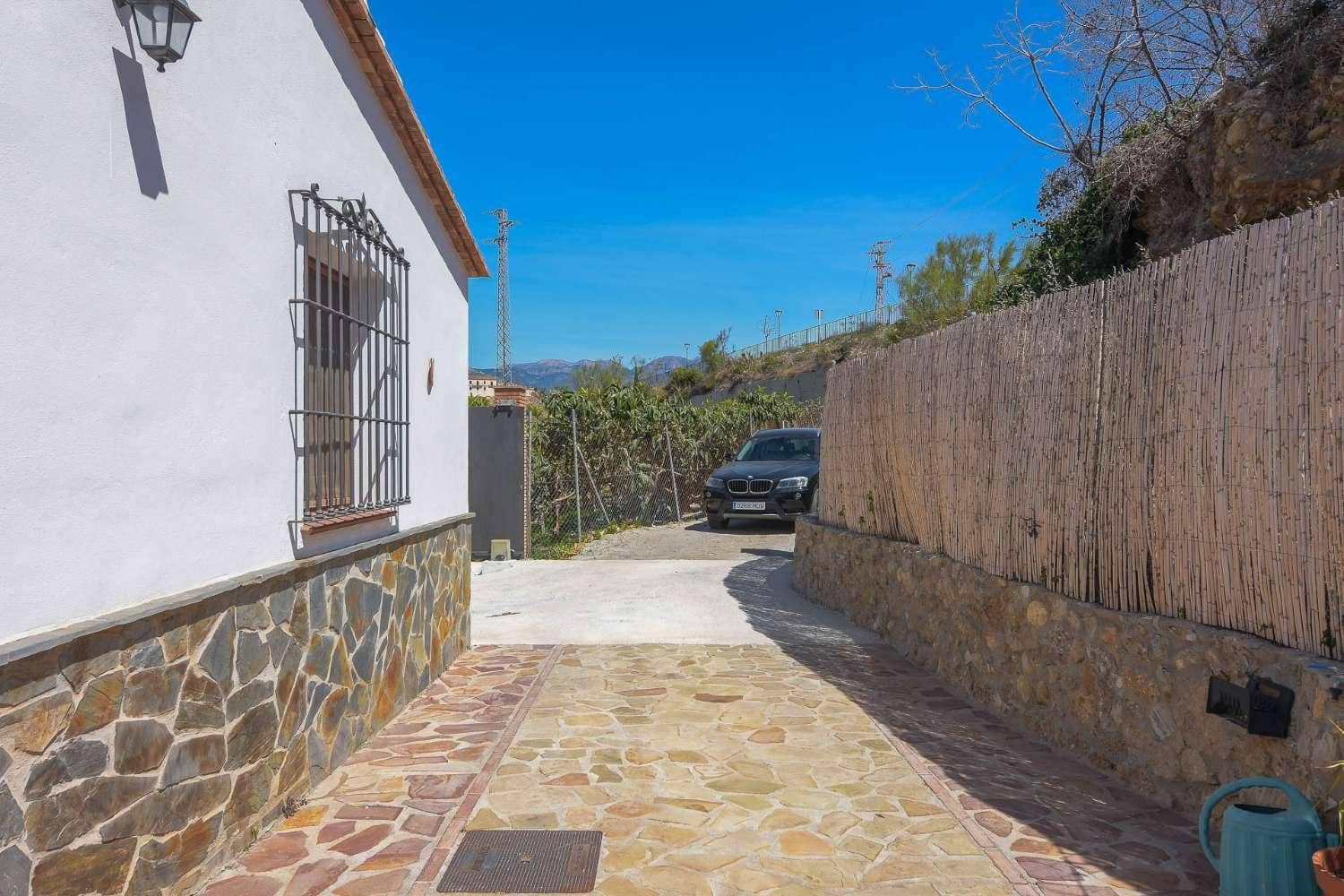 2 soverom Villa til leie i Torrox Park med svømmebasseng - € 1 450 (Ref: 8979316)