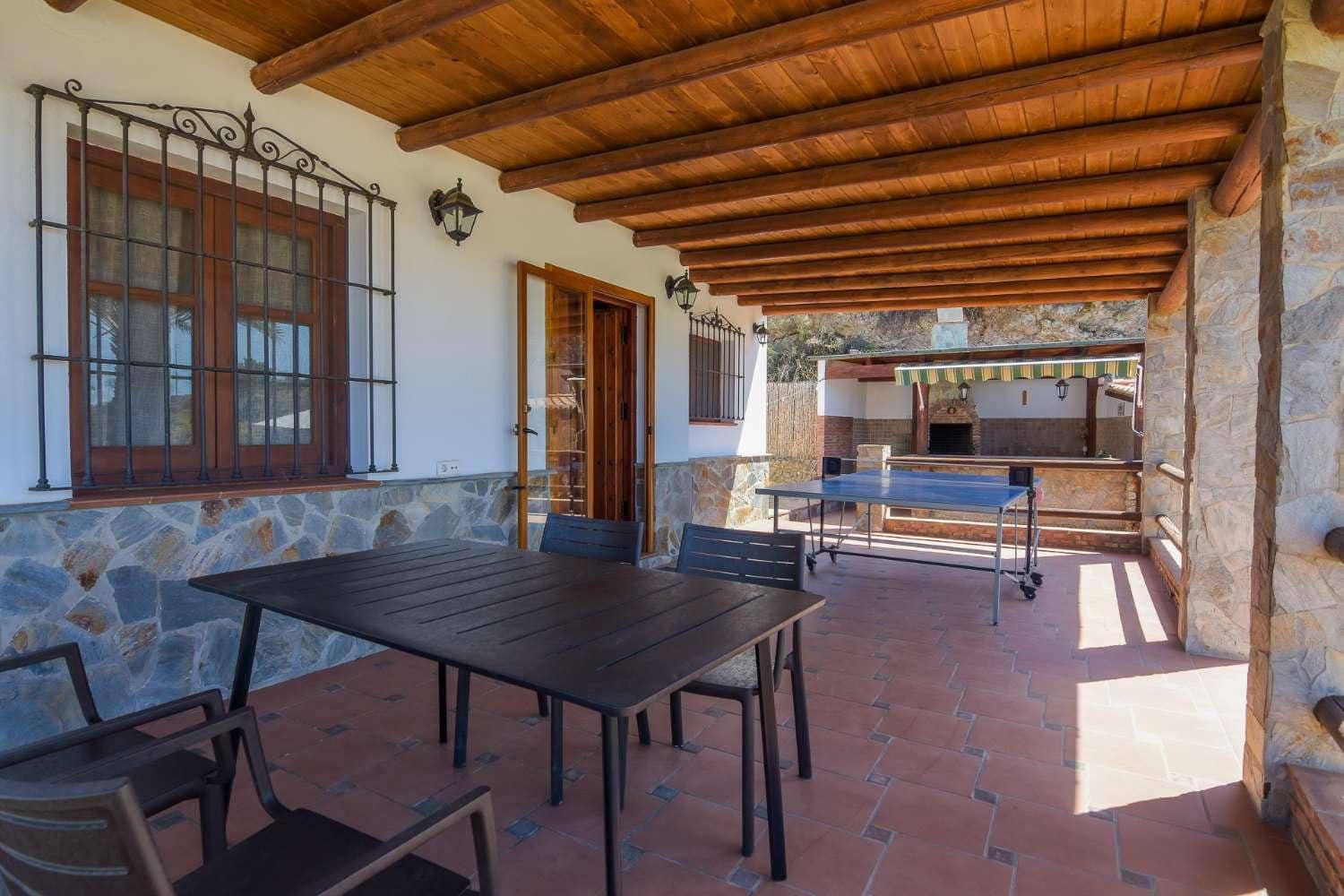 2 soverom Villa til leie i Torrox Park med svømmebasseng - € 1 450 (Ref: 8979316)