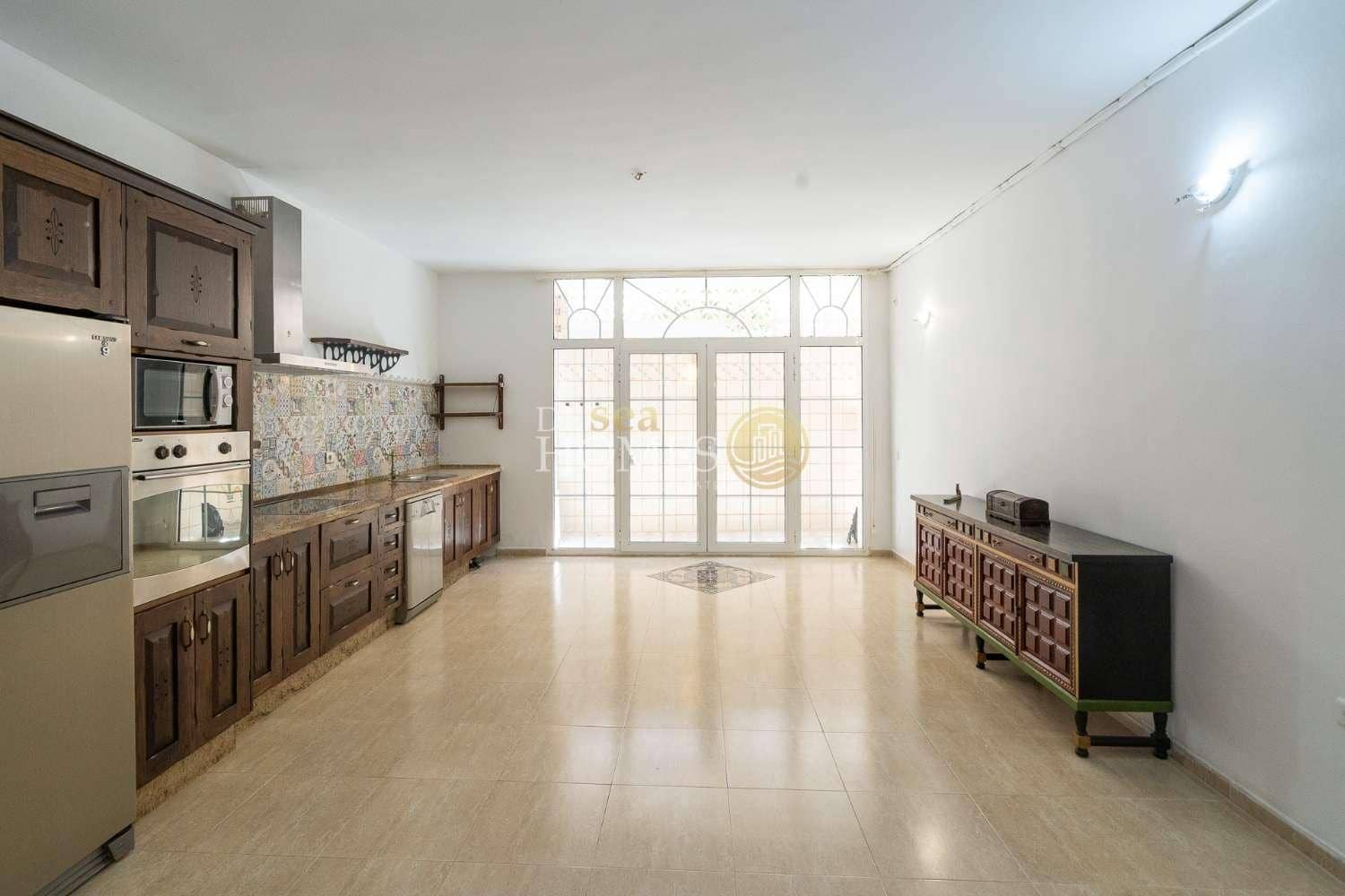 1 bedroom Apartment for sale in Nerja with pool - € 185,000 (Ref: 8982486)