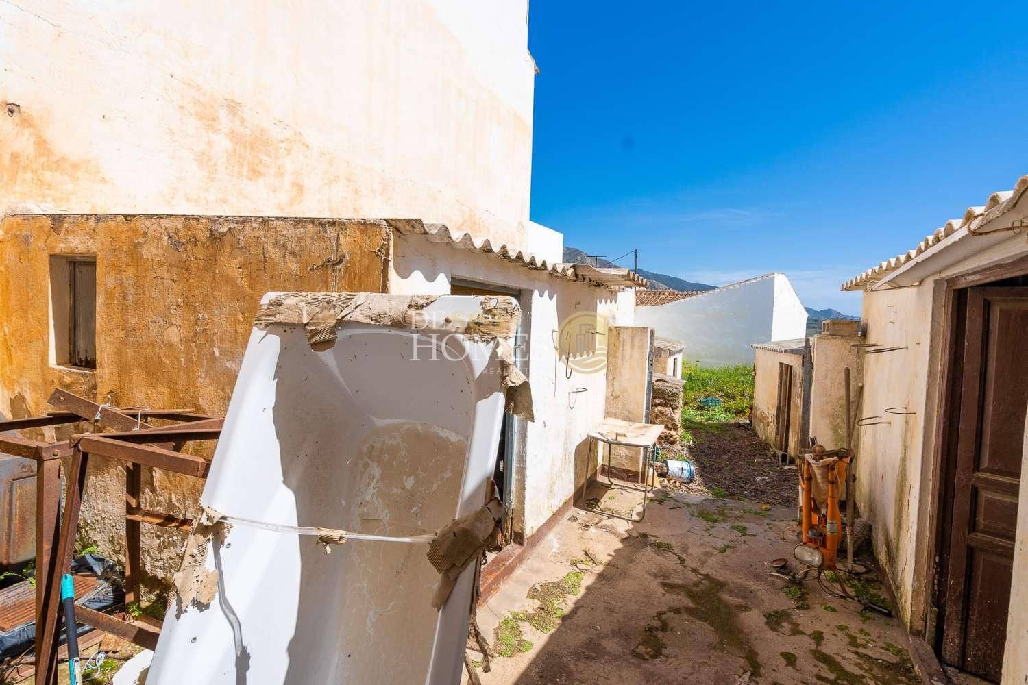 4 chambre Maison de Ville à vendre à Maro - 450 000 € (Ref: 8982487)