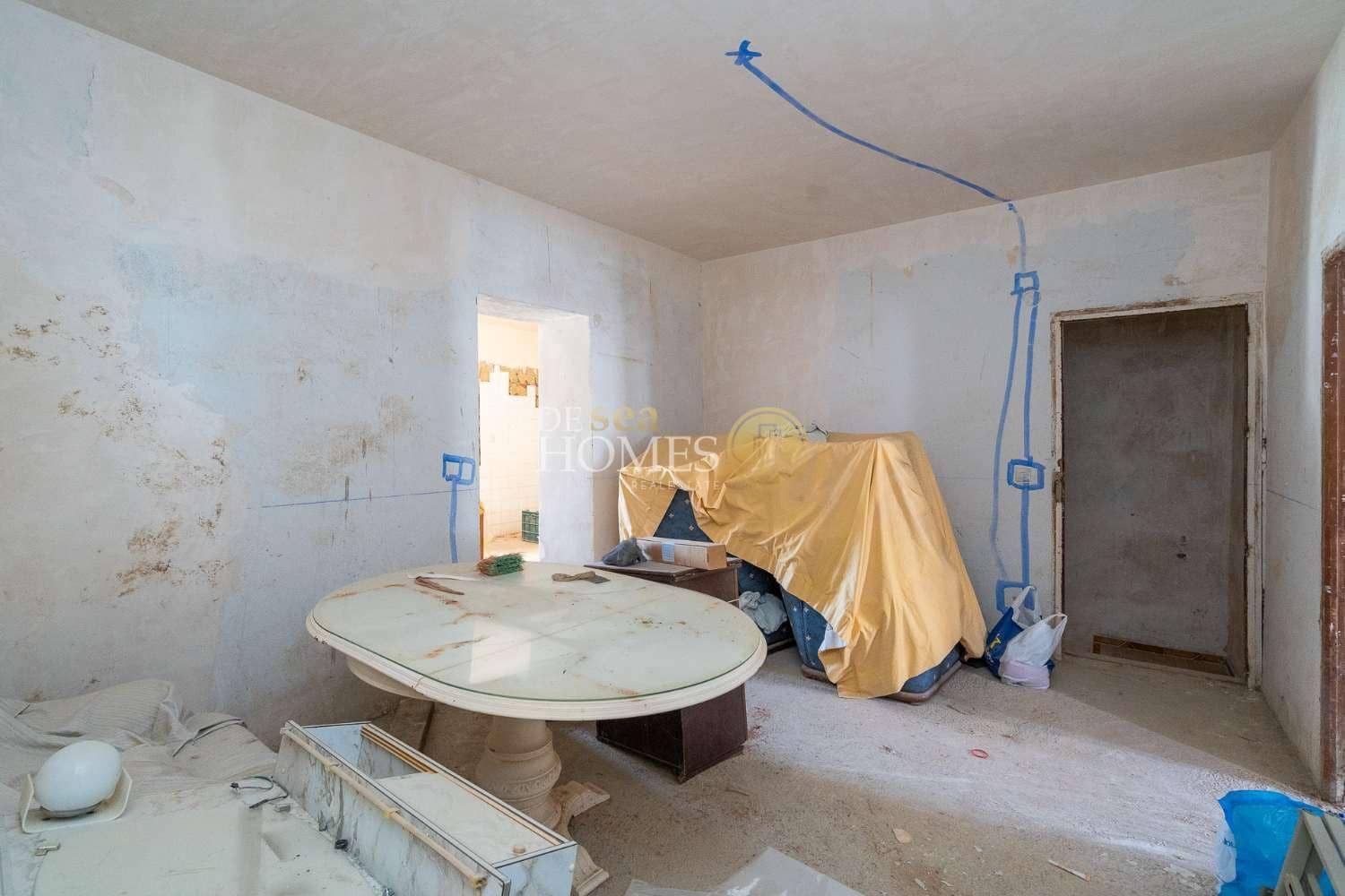 4 chambre Maison de Ville à vendre à Maro - 450 000 € (Ref: 8982487)