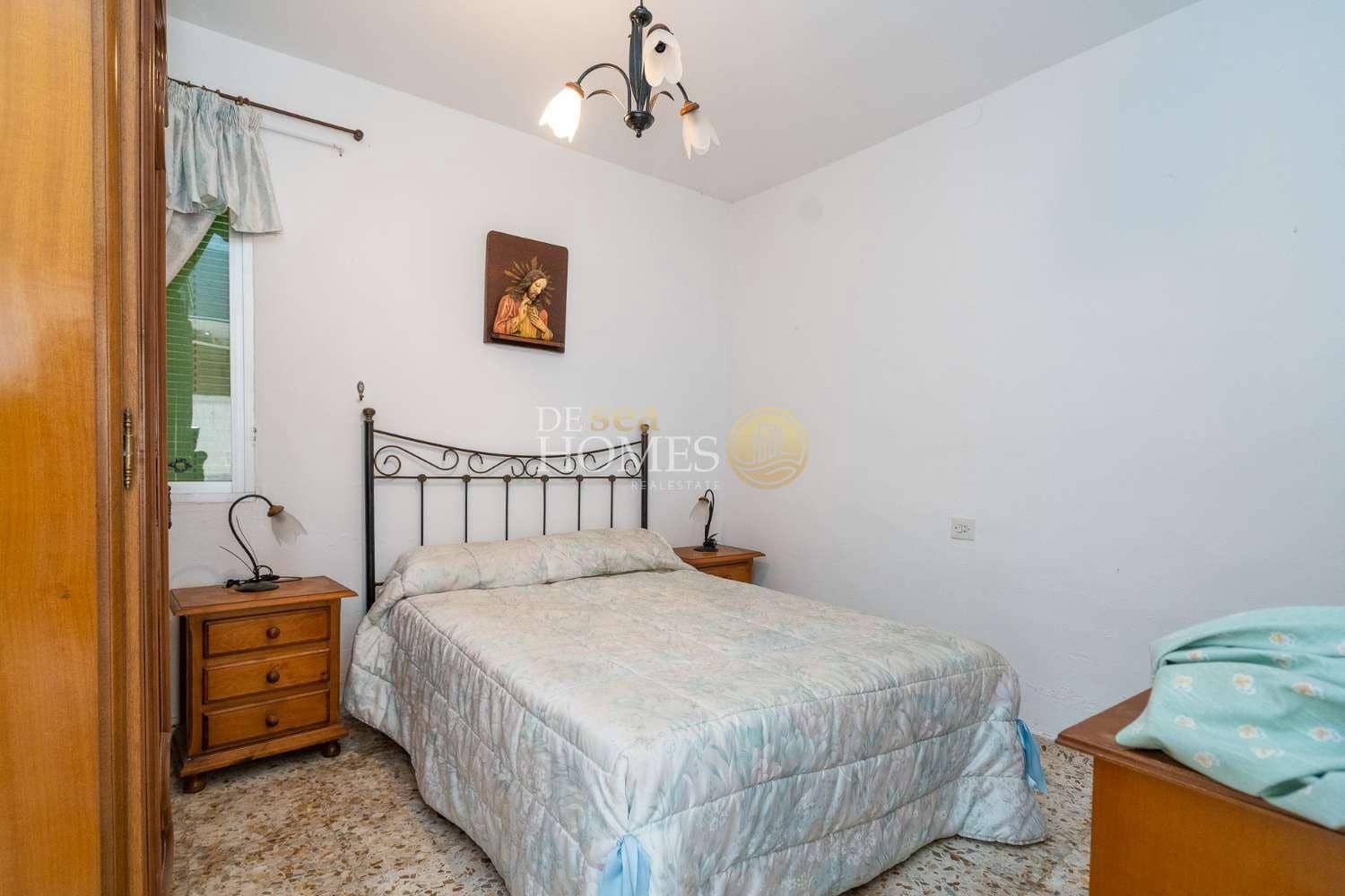 4 chambre Maison de Ville à vendre à Maro - 450 000 € (Ref: 8982487)