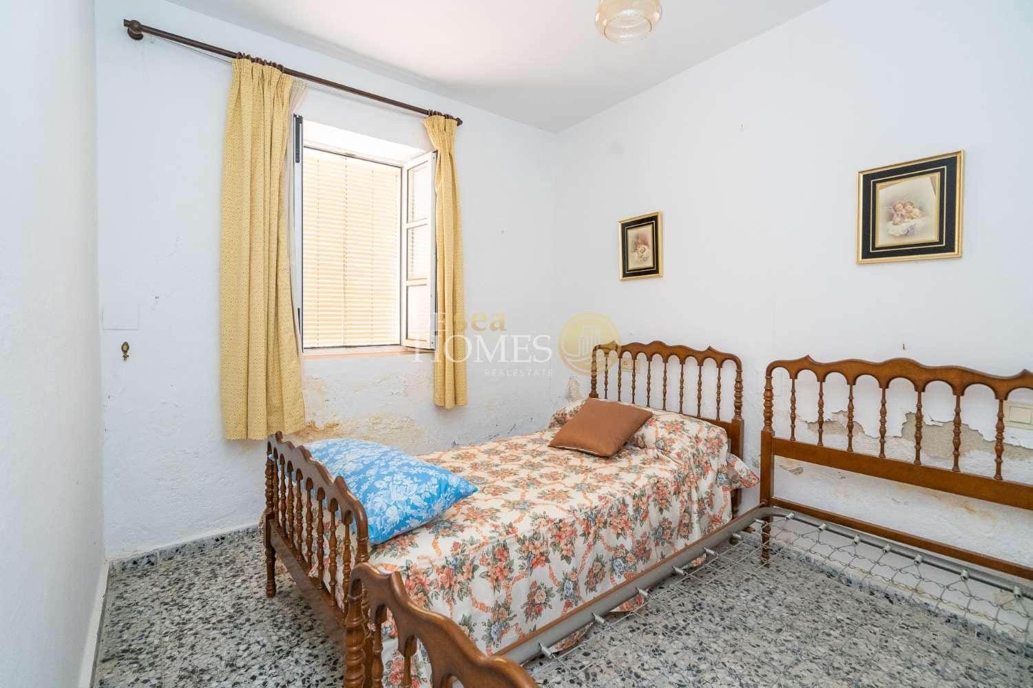 4 chambre Maison de Ville à vendre à Maro - 450 000 € (Ref: 8982487)