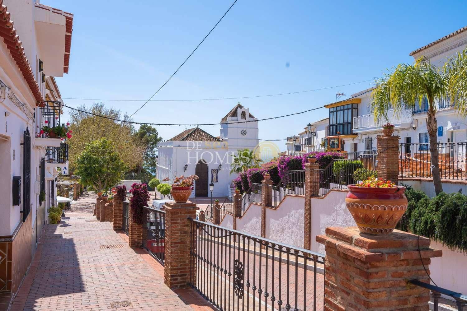 4 chambre Maison de Ville à vendre à Maro - 450 000 € (Ref: 8982487)