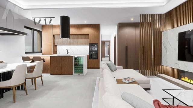 3 bedroom Apartment for sale in Nerja with pool - € 650,000 (Ref: 8998839)