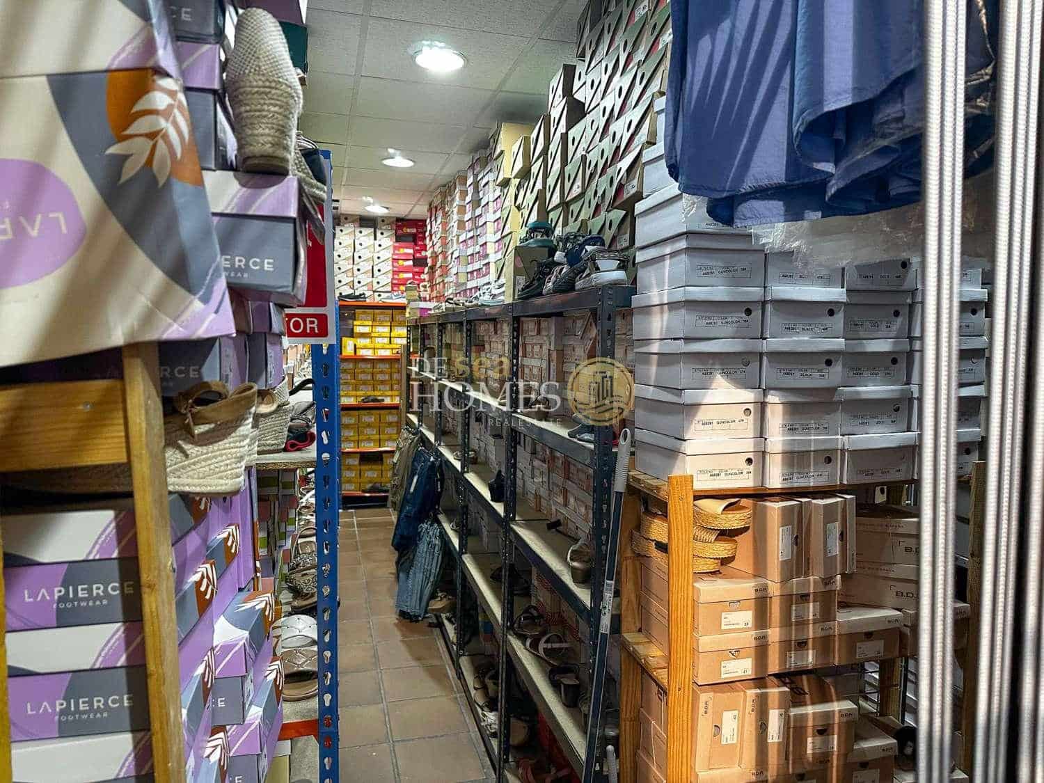 Kommersiell til salgs i Nerja - € 950 000 (Ref: 9048619)