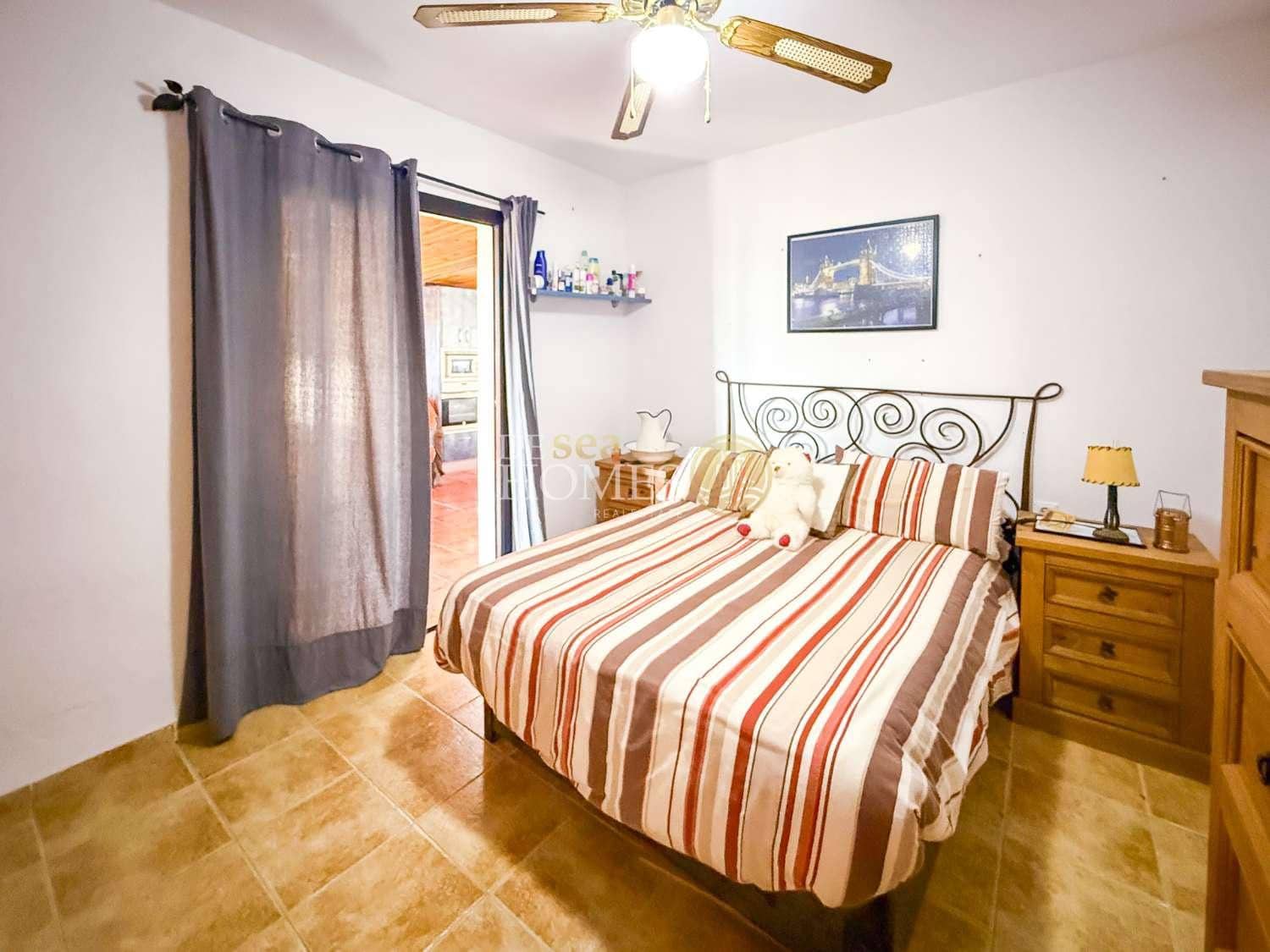 2 soveværelse Finca/Landehus til salg i Nerja med swimmingpool - € 478.000 (Ref: 9154256)