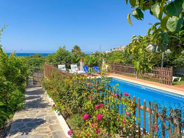 2 soveværelse Finca/Landehus til salg i Centro, Nerja med swimmingpool - € 478.000 (Ref: 9154256)