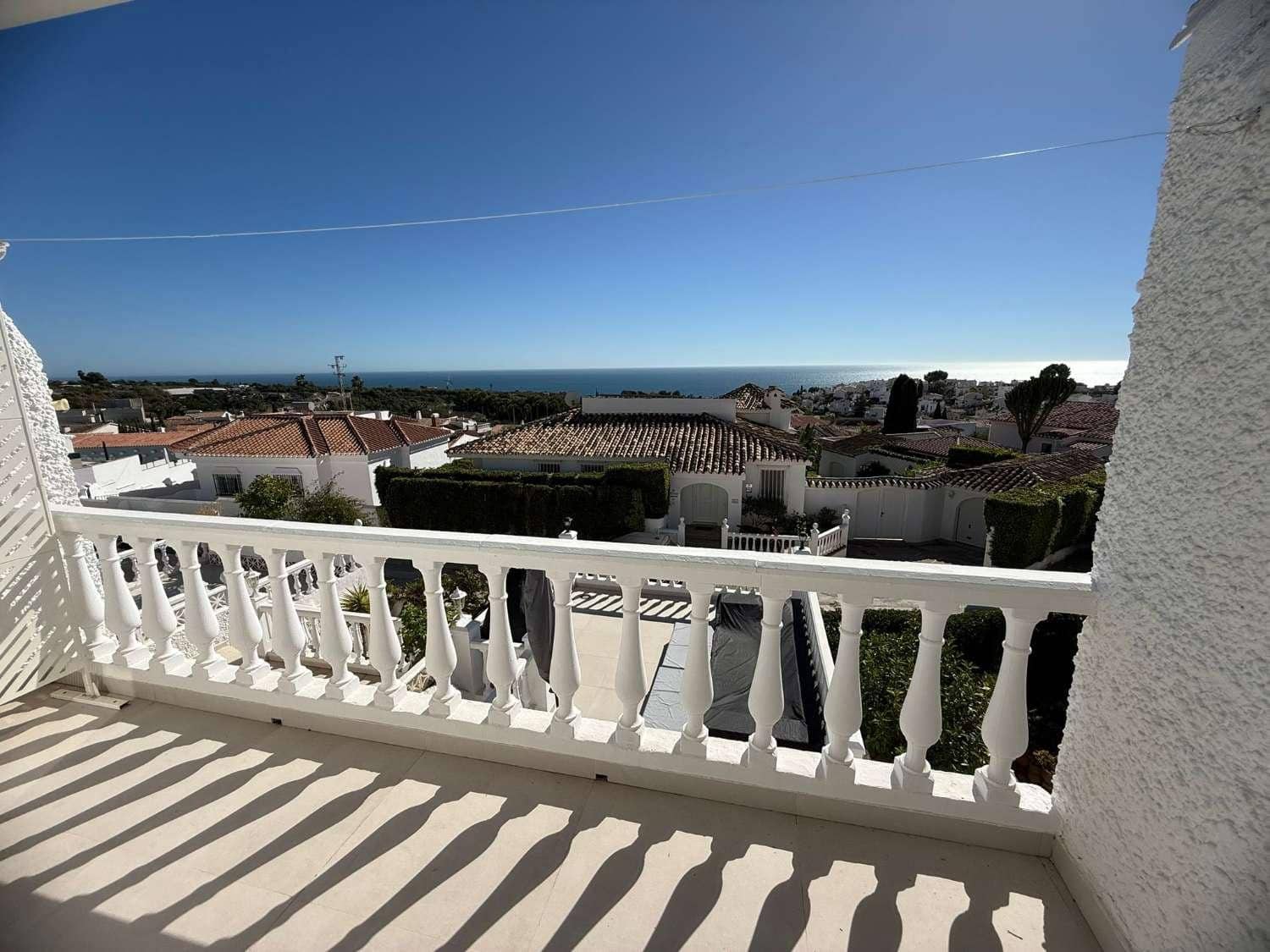 2 sypialnia Dom do wynajęcia w Nerja - 1 500 € (Ref: 9341084)