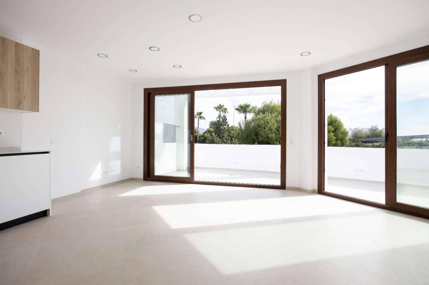 2 soveværelse Byhus til salg i Nerja med swimmingpool garage - € 529.000 (Ref: 9406571)