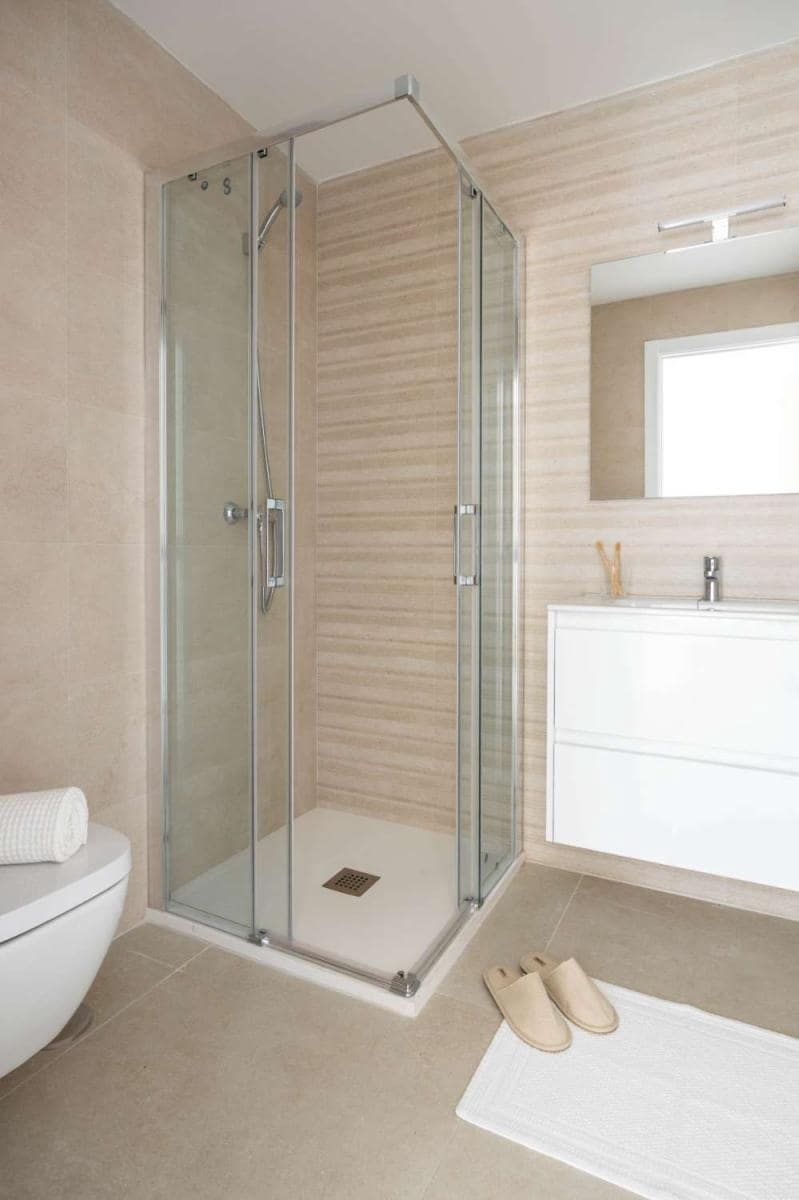 2 soveværelse Byhus til salg i Nerja med swimmingpool garage - € 529.000 (Ref: 9406571)