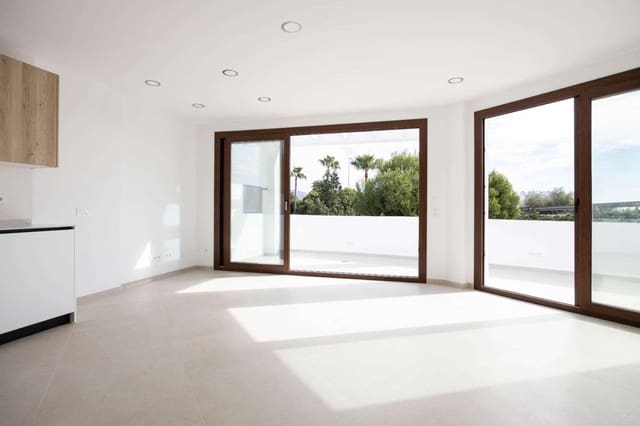 2 soveværelse Byhus til salg i Avda Pescia - Ctra de Frigiliana, Nerja med swimmingpool garage - € 529.000 (Ref: 9406571)