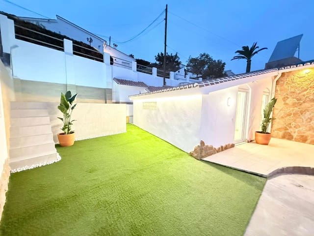 4 camera da letto Villa in vendita in Torrox-Costa, Torrox con piscina garage - 450.000 € (Rif: 9465566)