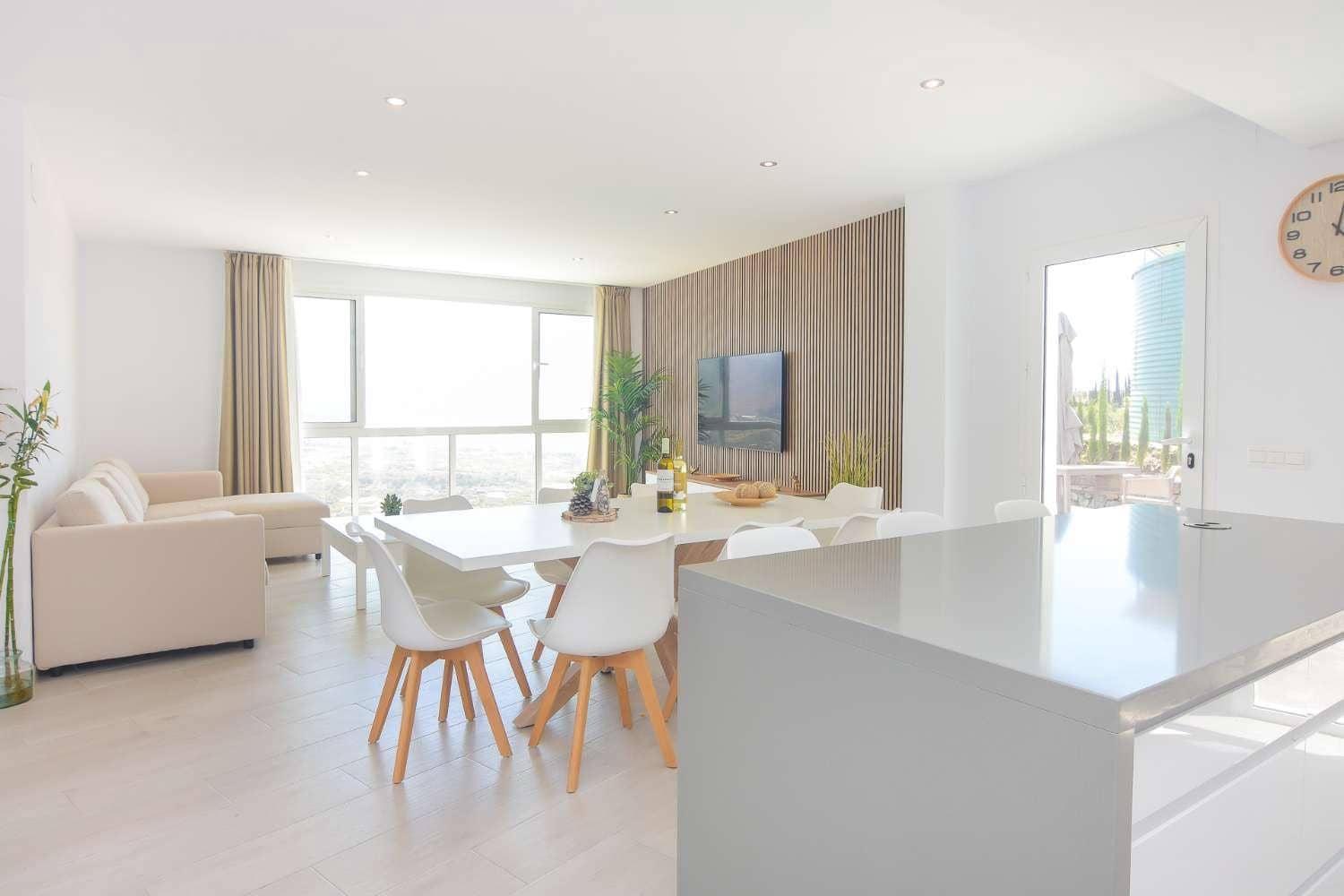 4 camera da letto Villa da affittare in Nerja con piscina garage - 3.000 € (Rif: 9720766)