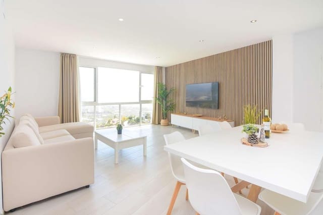 4 makuuhuone Huvila vuokrattavana paikassa Nerja mukana uima-altaan - 3 000 € (Ref: 9720766)