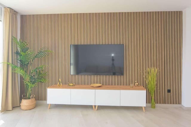 4 makuuhuone Huvila vuokrattavana paikassa Nerja mukana uima-altaan - 3 000 € (Ref: 9720766)