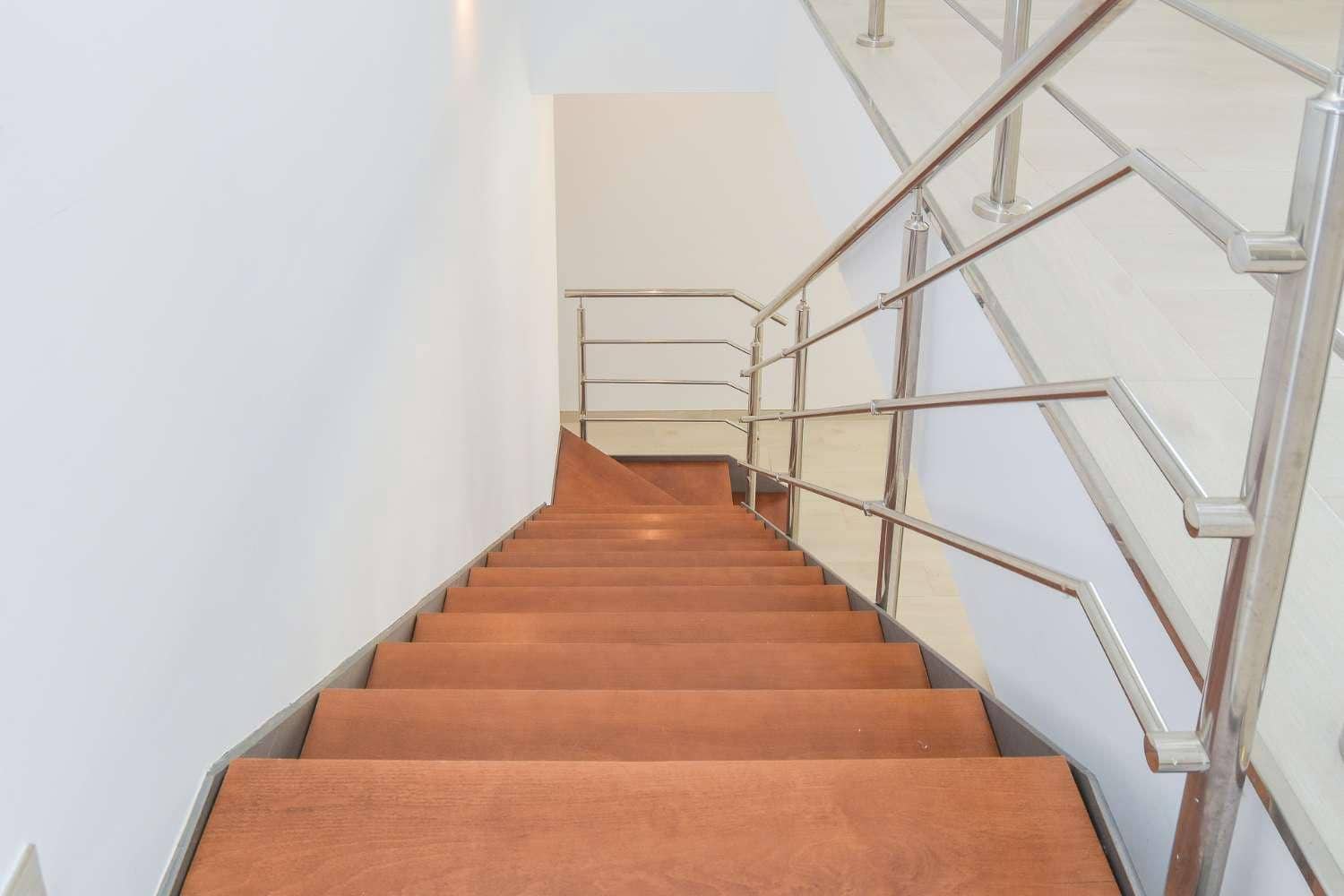 4 camera da letto Villa da affittare in Nerja con piscina garage - 3.000 € (Rif: 9720766)
