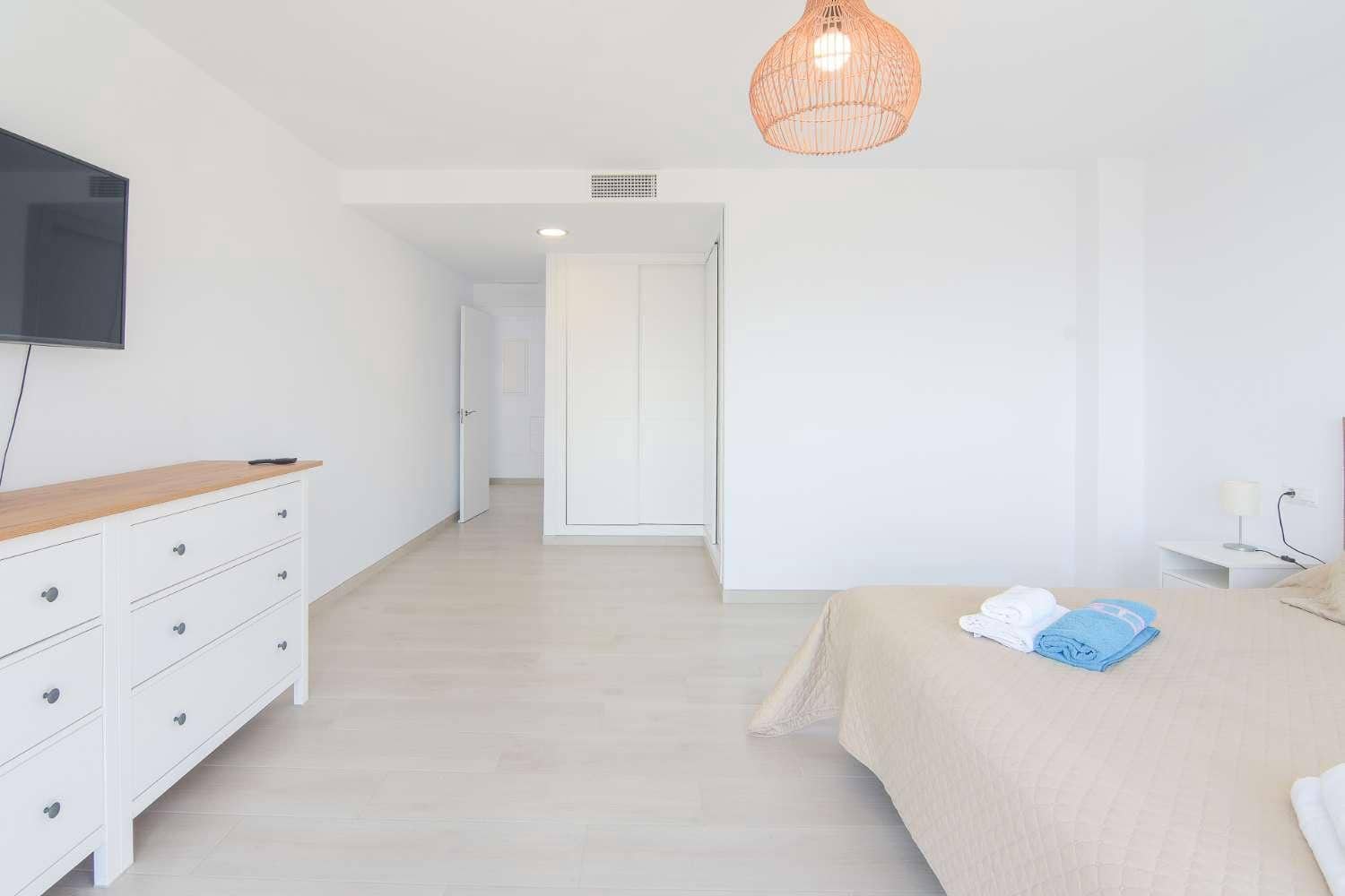 4 camera da letto Villa da affittare in Nerja con piscina garage - 3.000 € (Rif: 9720766)