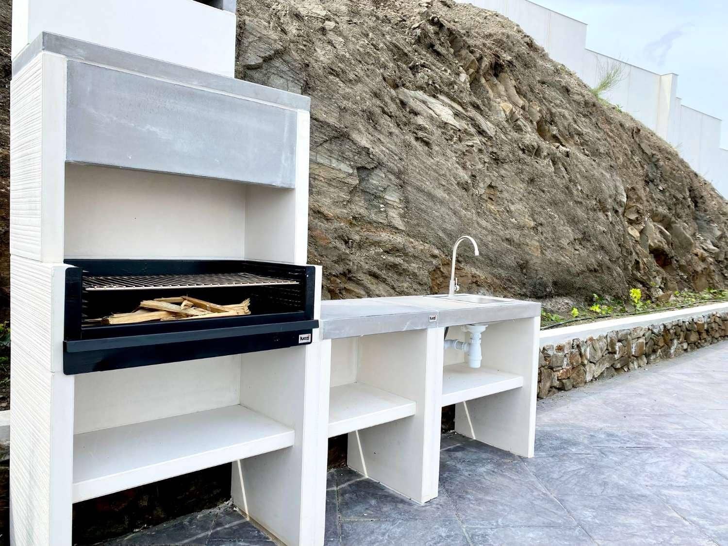 4 camera da letto Villa da affittare in Nerja con piscina garage - 3.000 € (Rif: 9720766)