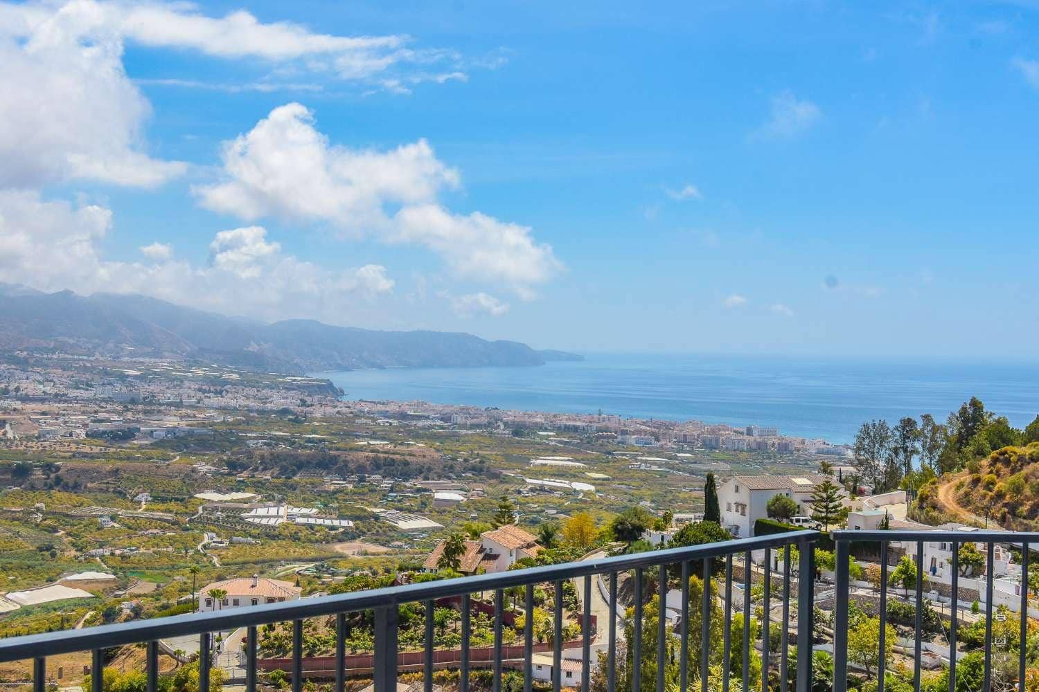 4 camera da letto Villa da affittare in Nerja con piscina garage - 3.000 € (Rif: 9720766)