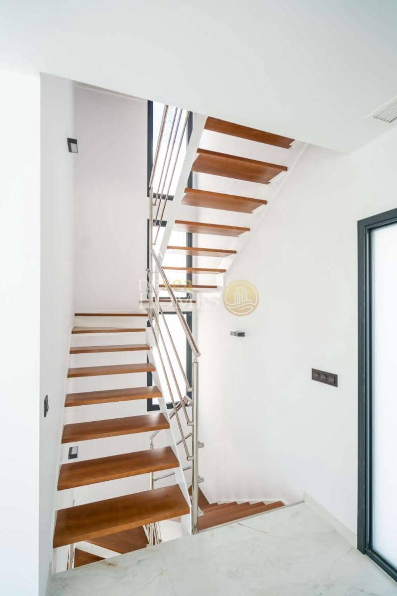 3 sypialnia Willa na sprzedaż w Nerja z basenem - 890 000 € (Ref: 9720769)