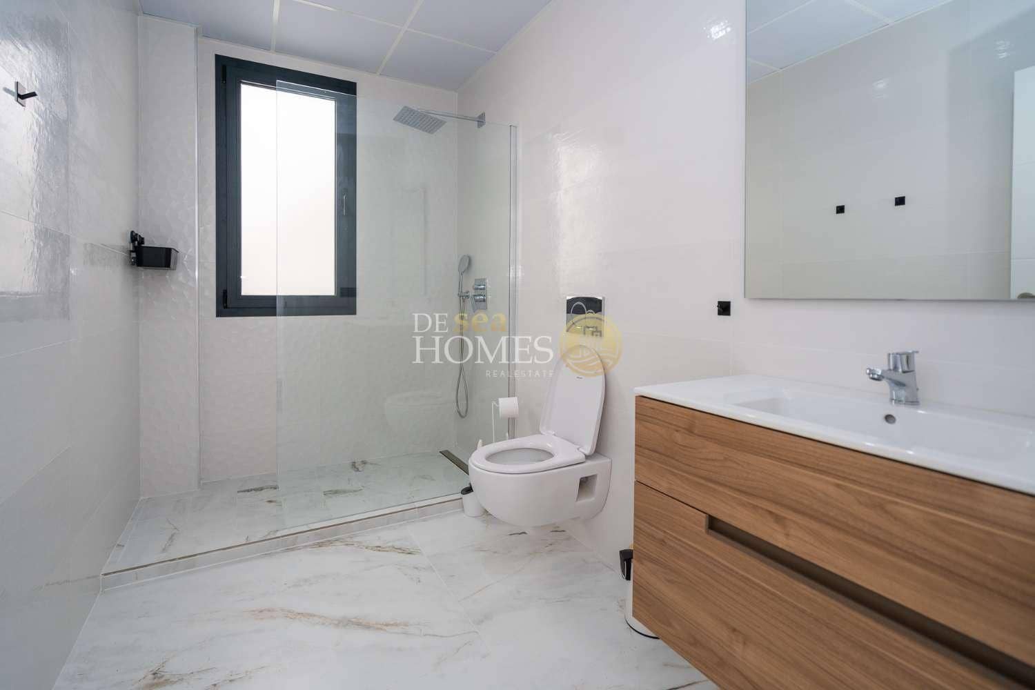 3 sovrum Villa till salu i Nerja med pool garage - 865 000 € (Ref: 9720769)