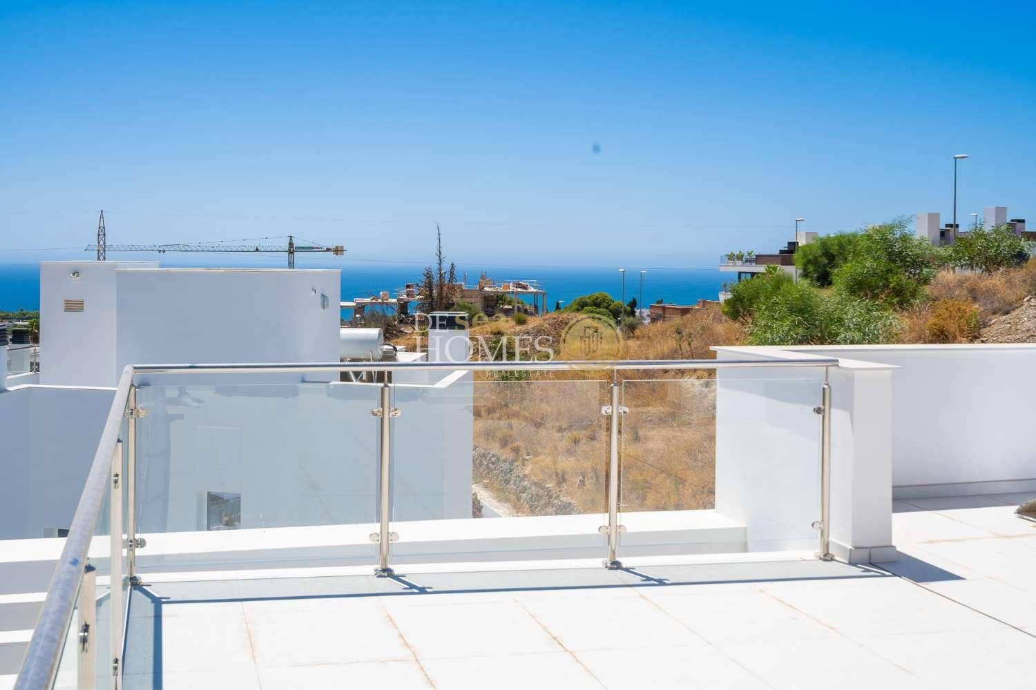 3 sovrum Villa till salu i Nerja med pool garage - 865 000 € (Ref: 9720769)