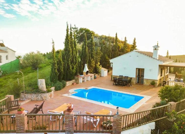 2 bedroom Finca/Country House for rent in Frigiliana with pool - € 1,200 (Ref: 9734108)
