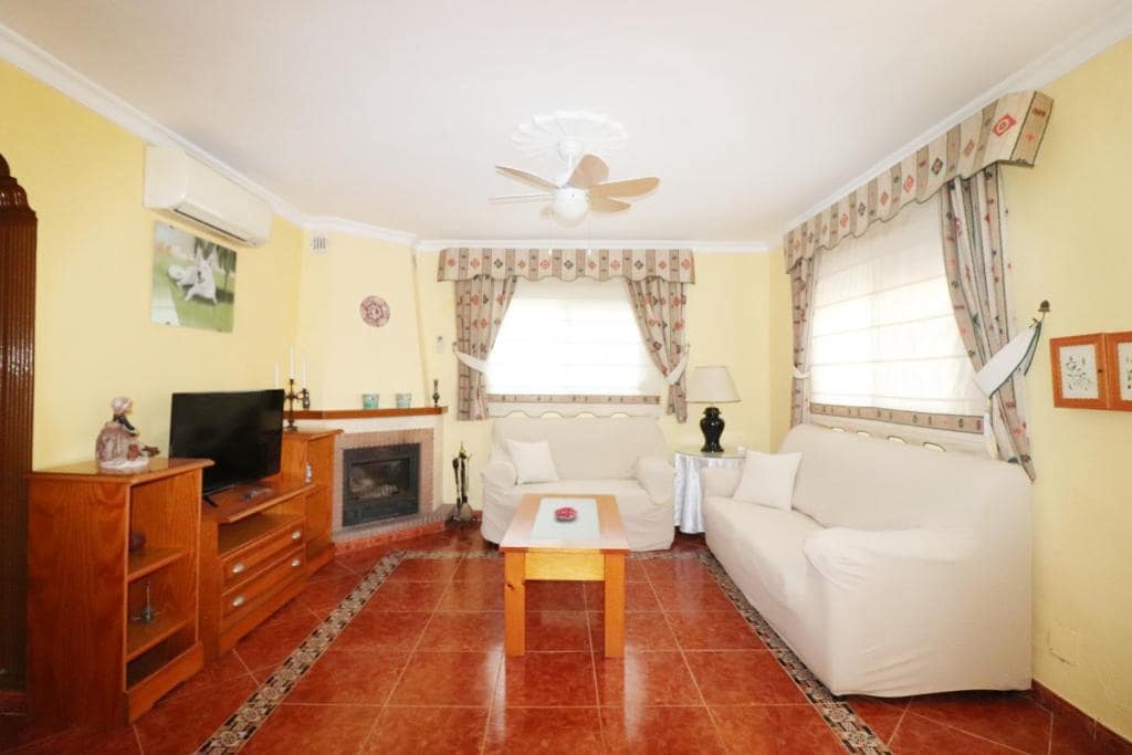 3 Zimmer Villa zu verkaufen in Nerja mit Pool Garage - 399.000 € (Ref: 9824091)