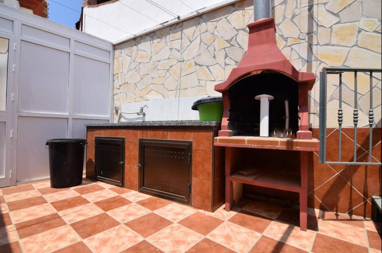 3 Zimmer Villa zu verkaufen in Nerja mit Pool Garage - 399.000 € (Ref: 9824091)