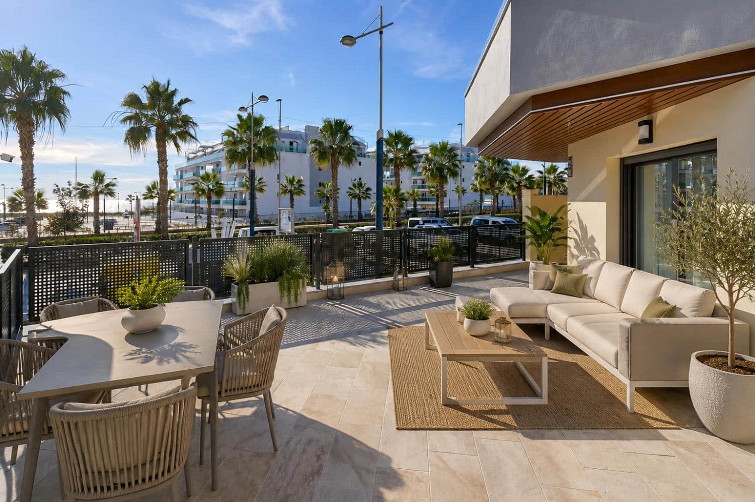 2 Zimmer Apartment zu verkaufen in Torrox-Costa mit Pool - 331.000 € (Ref: 9828046)