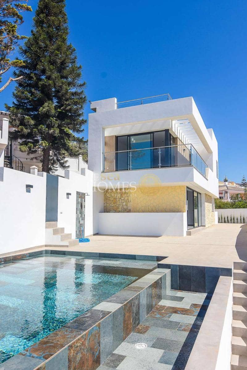 3 soverom Villa til salgs i Torrox Park med svømmebasseng garasje - € 770 000 (Ref: 9848257)