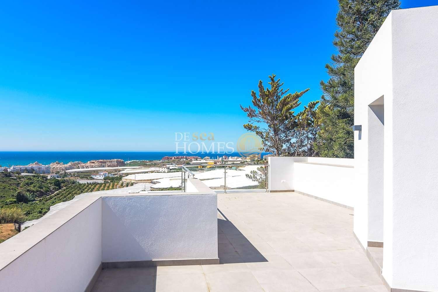 3 soverom Villa til salgs i Torrox Park med svømmebasseng garasje - € 770 000 (Ref: 9848257)
