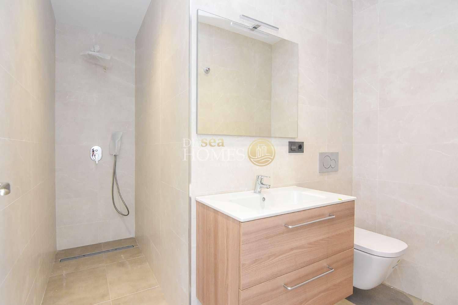 3 soveværelse Villa til salg i Torrox Park med swimmingpool garage - € 759.000 (Ref: 9848257)