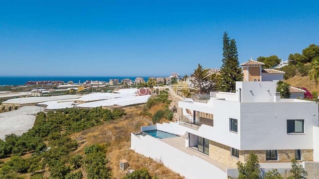 3 quarto Moradia para venda em Torrox Park, Torrox com piscina garagem - 759 000 € (Ref: 9848257)