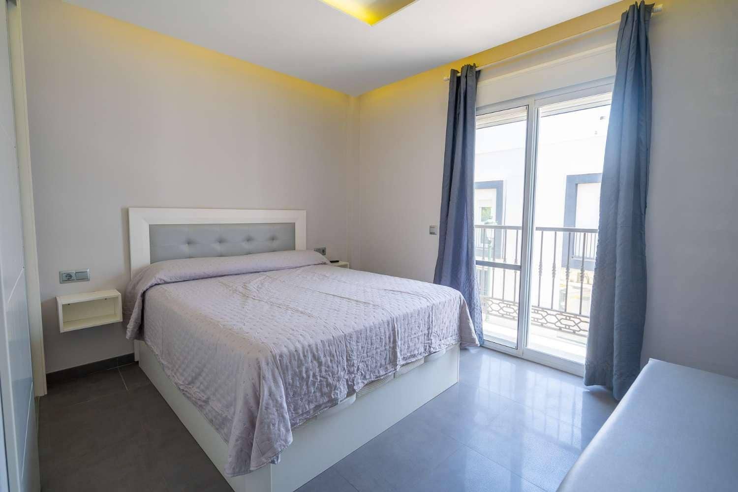 2 bedroom Townhouse for rent in Nerja - € 1,250 (Ref: 9900732)