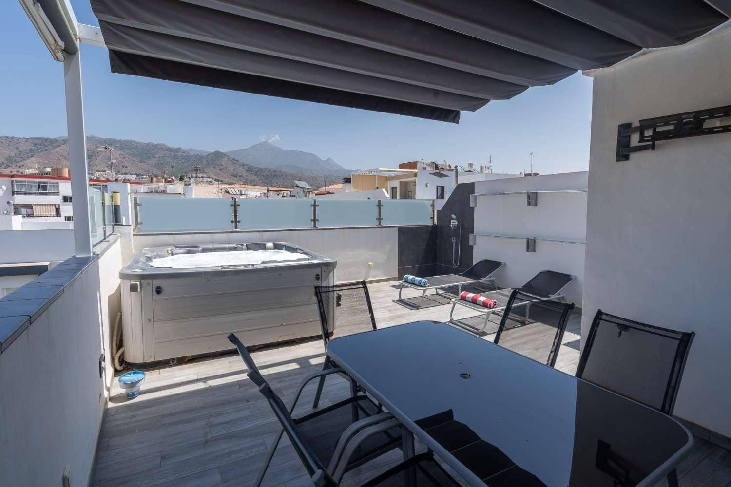 2 bedroom Townhouse for rent in Nerja - € 1,250 (Ref: 9900732)