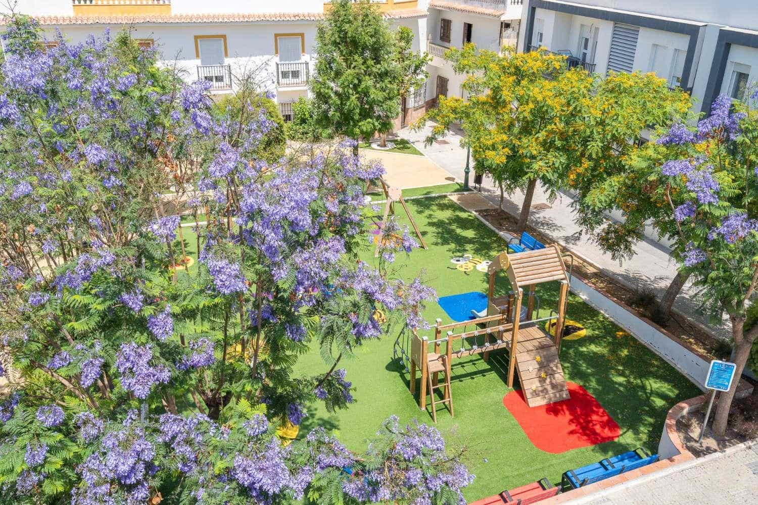 2 bedroom Townhouse for rent in Nerja - € 1,250 (Ref: 9900732)