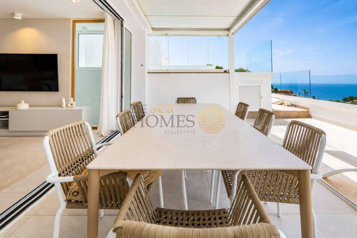 3 bedroom Villa for sale in La Herradura with pool - € 685,000 (Ref: 9939285)