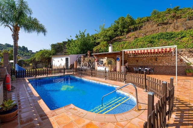 3 soveværelse Villa til leje i Frigiliana med swimmingpool garage - € 1.800 (Ref: 9961675)