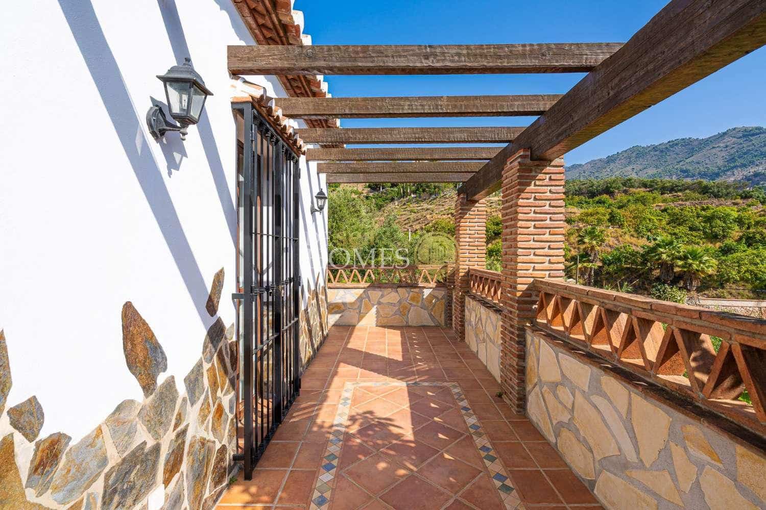 3 Zimmer Villa zu vermieten in Frigiliana mit Pool Garage - 1.800 € (Ref: 9961675)