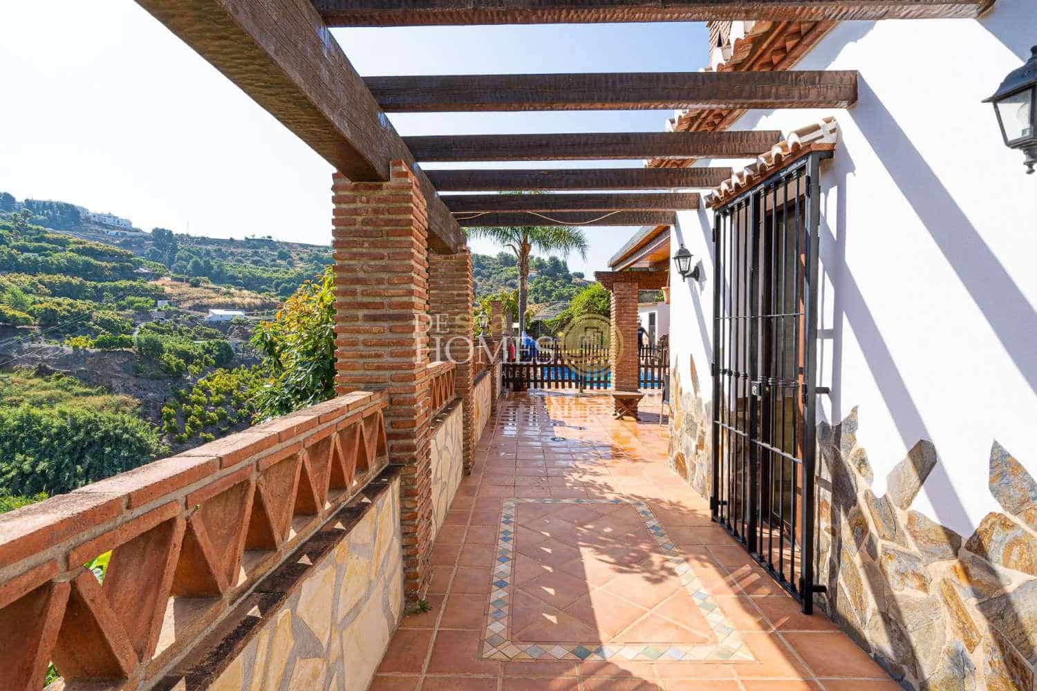 3 Zimmer Villa zu vermieten in Frigiliana mit Pool Garage - 1.800 € (Ref: 9961675)