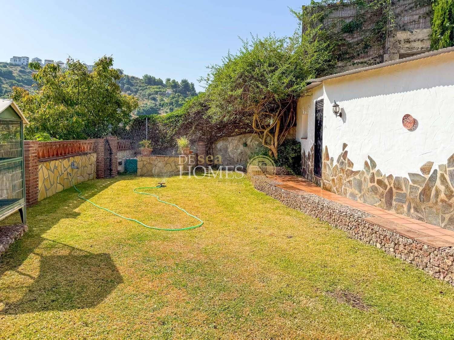 3 Zimmer Villa zu vermieten in Frigiliana mit Pool Garage - 1.800 € (Ref: 9961675)