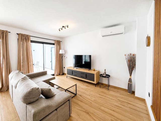3 quarto Moradia em Banda para arrendar em Avda Pescia - Ctra de Frigiliana, Nerja com piscina - 2 250 € (Ref: 9972267)